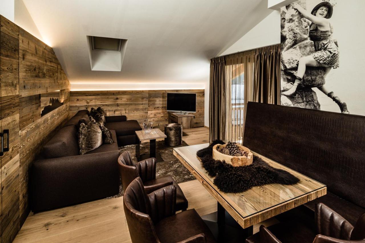 סלבה די ואל גרדנה Apartments Villa Gardena - Gardenahotels מראה חיצוני תמונה