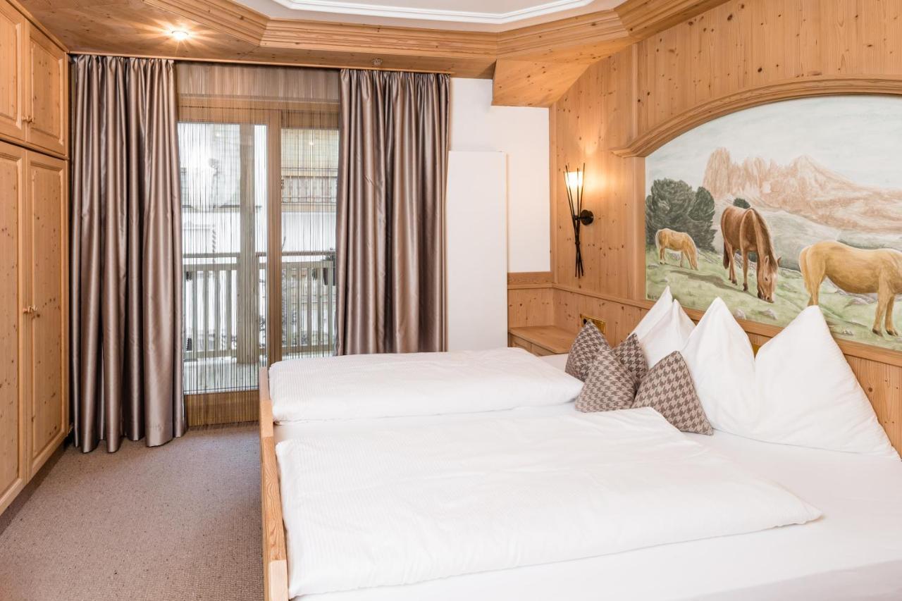 סלבה די ואל גרדנה Apartments Villa Gardena - Gardenahotels מראה חיצוני תמונה
